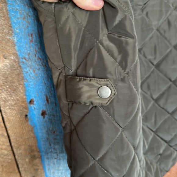 Love Tree Brown Hooded Quilted Puffer Vest Size Small - Picture 8 of 8